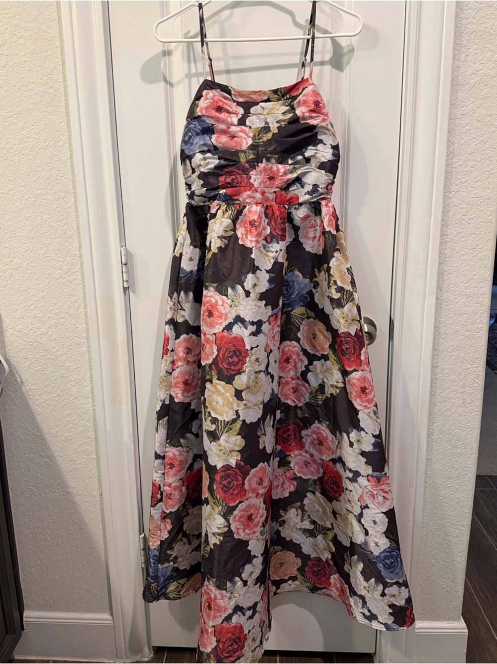 Floral Strappy Fit-and-Flare Maxi Dress - Black Background - Picture 6 of 16